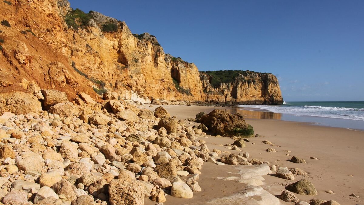 Algarve travel guide