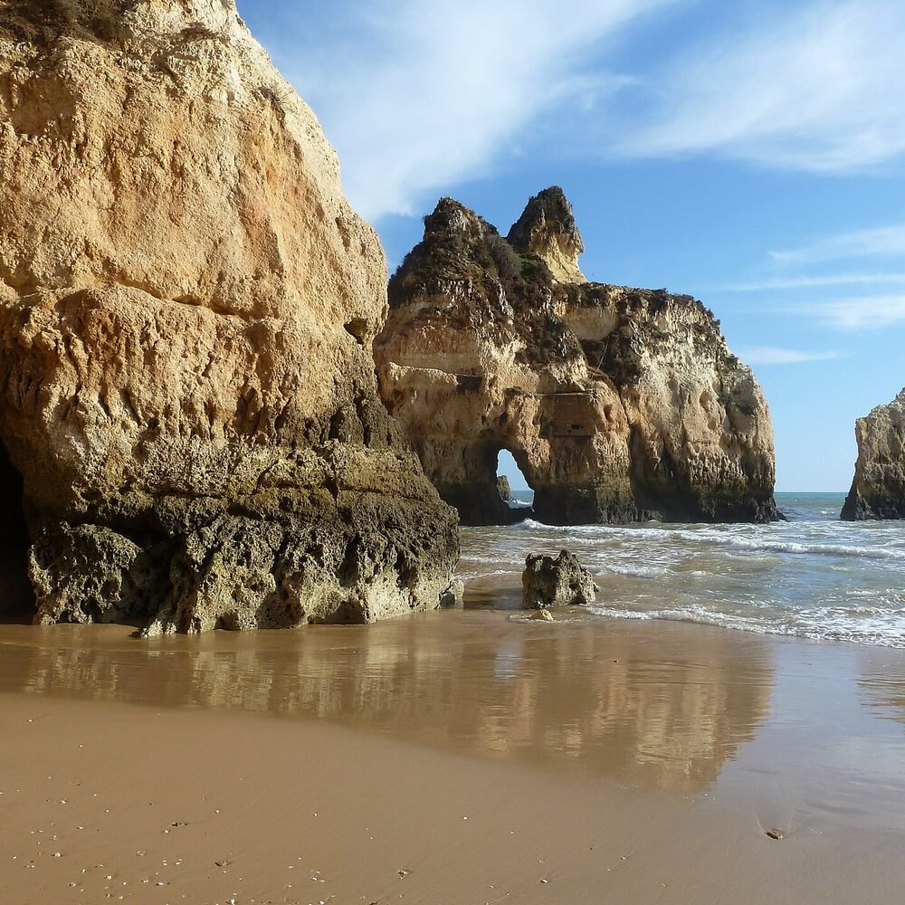 Local detail connected to Beach Houses